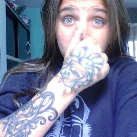 Lore_frango's profile picture. #skategirl #skatelife #skateboarding Aqui mora uma skatista ♥