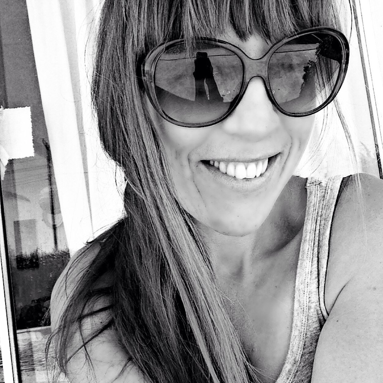 female. human. arbitrarian.
poetry editor for @coachellareview