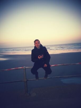 035TwAn's profile picture. 