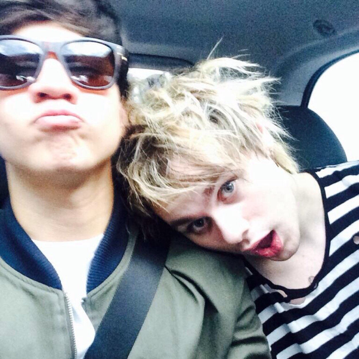 Follow my main account @fallouthxxd and help me reach my goal of 5K. Ask for a dm to Calum MBF  @fallouthxxd @fallouthxxd @fallouthxxd @fallouthxxd plz :-) Xx