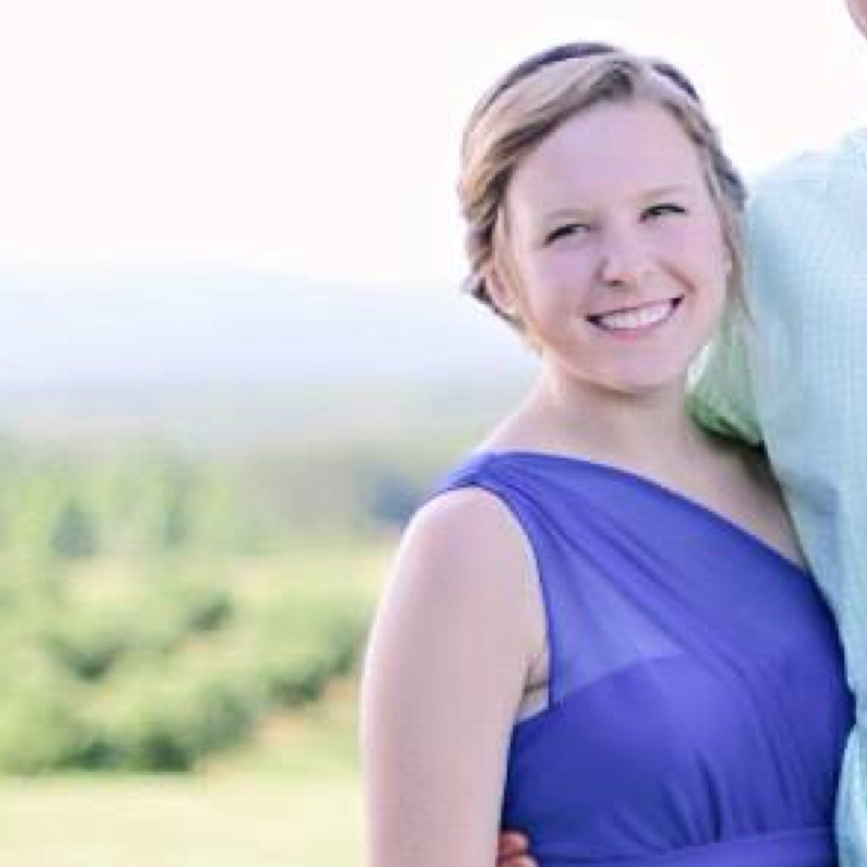 MeredithAlewine's profile picture. eager arrow. outgoing introvert. adventurer.