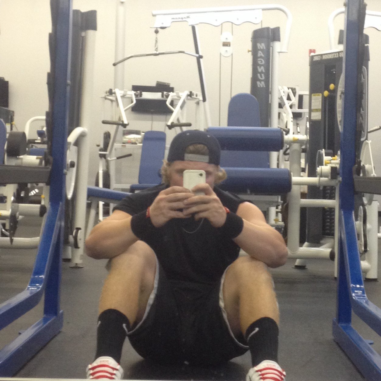 Cossians 3:17 
•Anon•
A Jesus Freak who loves lifting weights and wants to connect with other Jesus Freaks lifting weight. Praising God through sweat and gains.