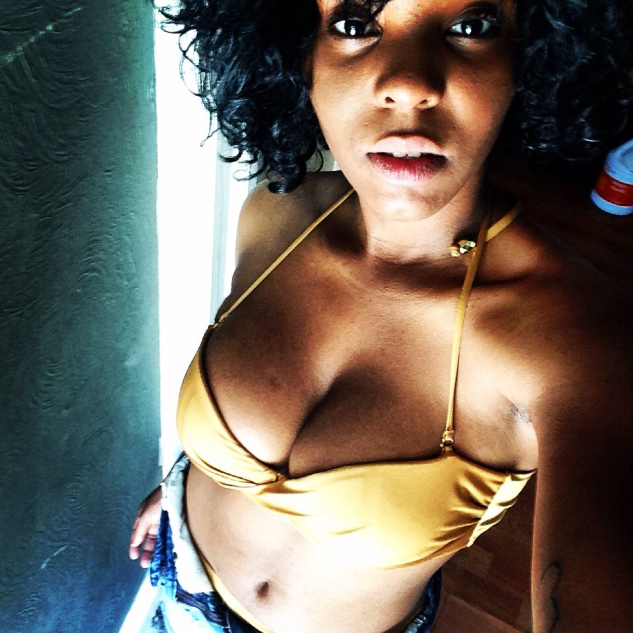 MZ_CheryBaybie's profile picture. Singer - Songwriter - Wardrobe Stylist