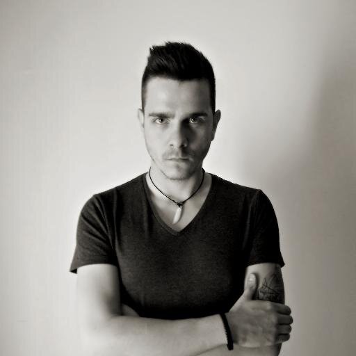 naveromusic's profile picture. 