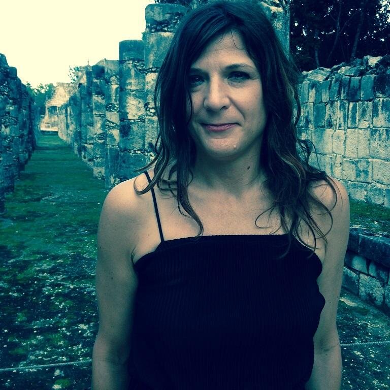 lynnmariebeyer's profile picture. 