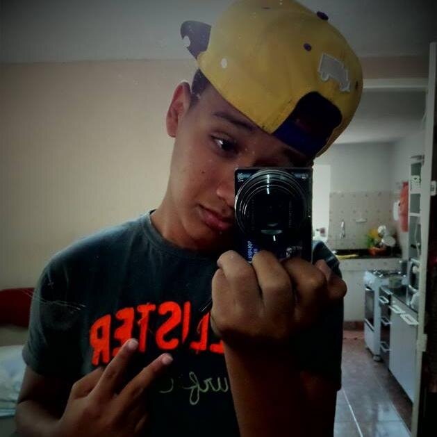 Você é do tamanho dos seus sonhos, se acreditar neles !
