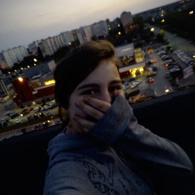 by_yulyahka's profile picture. 