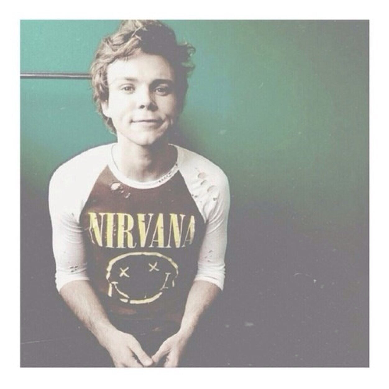 I gave you a free follow so follow @damnastxn for me please