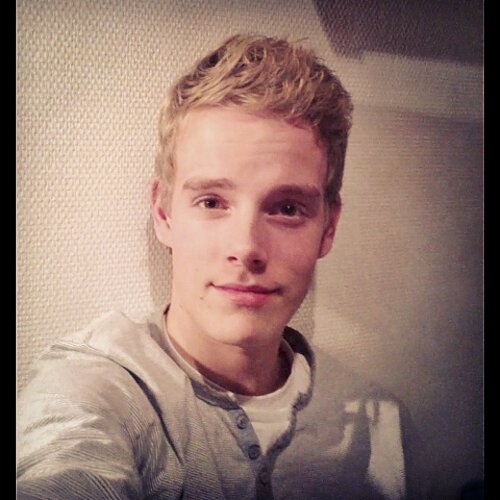 GewoooonLars's profile picture. ~HA2A~twickel~hengelo~friends~music~insta: larskruijswijk~snapchat: larskruijswijk~Ran-D~D-Block~