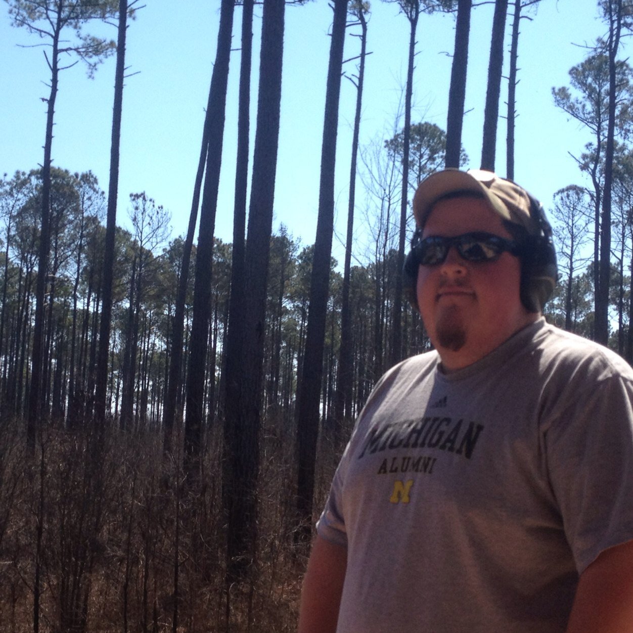 Electrical Engineer originally from Metro Detroit, now living in South Carolina. I love to tinker with electronics and build things.