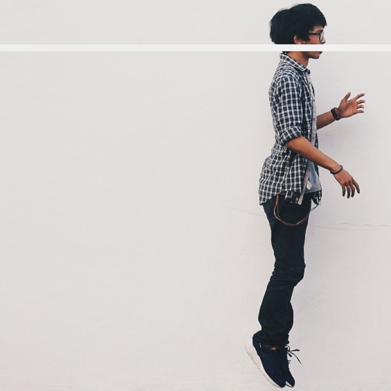 precognitive dreamer\sagitarian\denim\sketch\wall