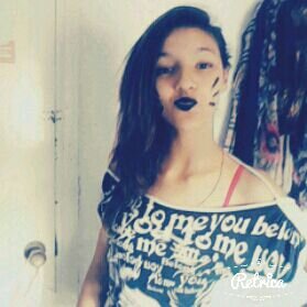 mi felizidad tiene nombre y apellido JMF el es mi devilidad es mii vida entera tekiiero y teamo reii