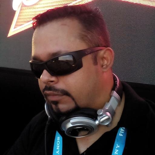 Brazilian Dj / Remixer, started as a DJ in 1992 , made ​​presentations on radio and TV programs. Dj official was the 2014 World Cup in Brazil