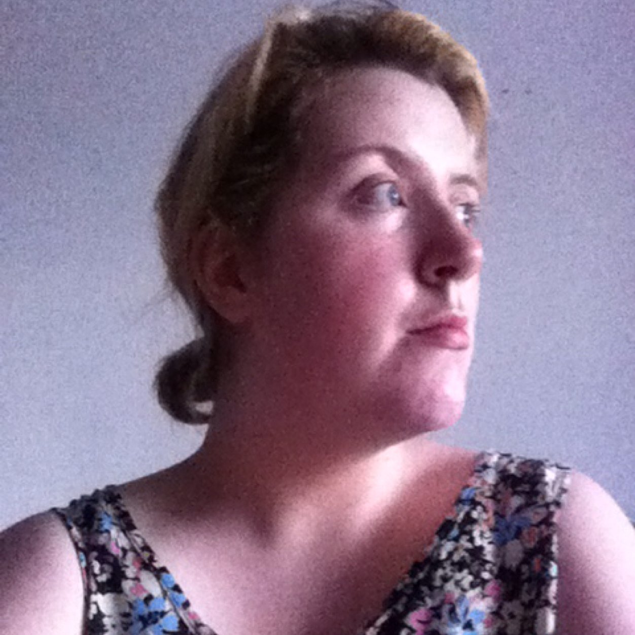 taraosullivan6's profile picture. hi my name is tara and i lov reading and listening to music and watching tv and spending time with my amazing friends and family