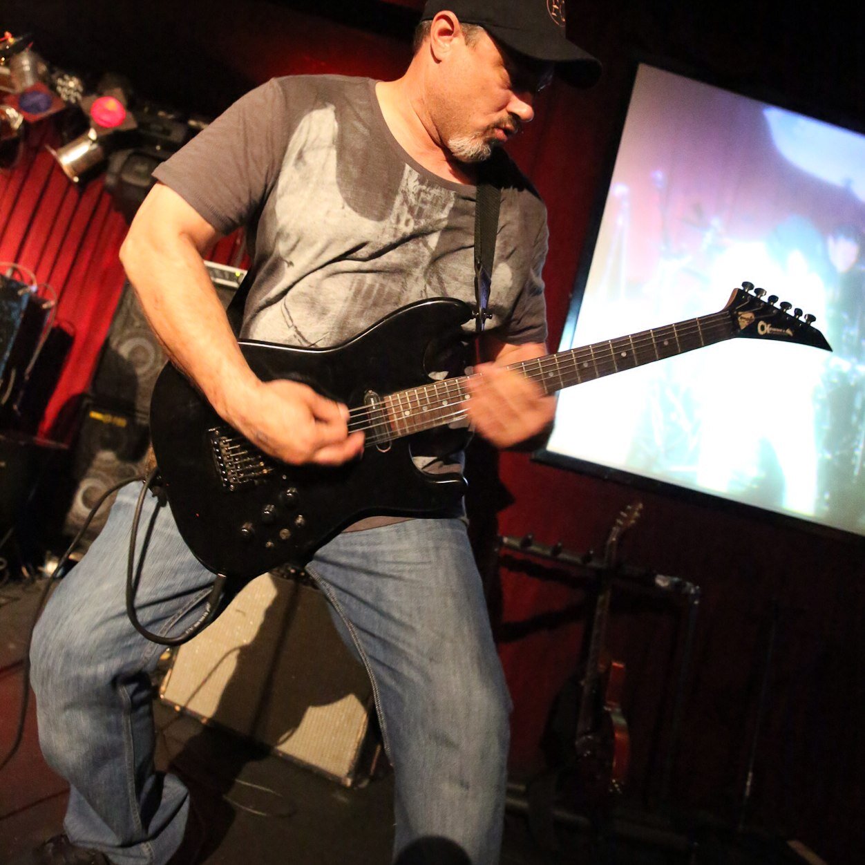 lvalentino69's profile picture. 