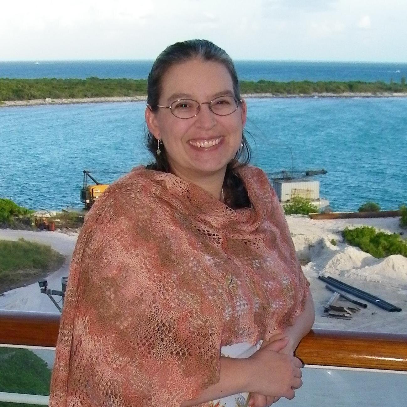 Mom of 3, wife to awesome husband. I love to sew, knit, and play computer games.