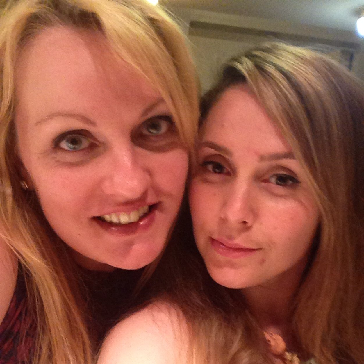 nikibowling's profile picture. 