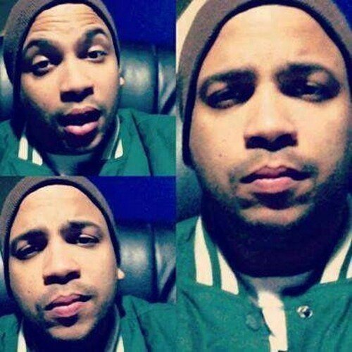 José Tiago Sabino Pereira,mais conhecido pelo nome artístico Projota,um rapper,compositor e produtor musical. Projota tem como filosofia de vida a musica.