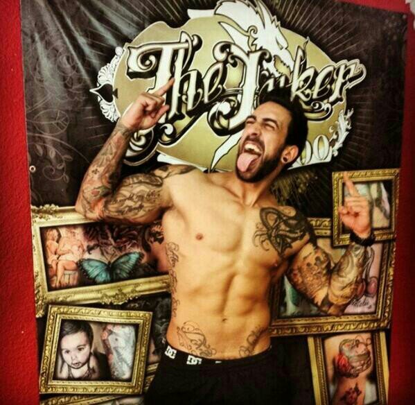 CfChica /Al mejor tronista de myhyv  Alvaro Perez Saez  ... Por buena persona, simpatico , natural y por ser la perfección 100% ☆