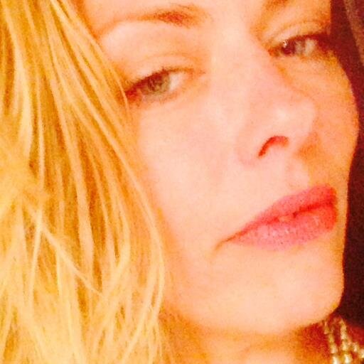 maloulouDK's profile picture. @Aarhus
sakastiske og ærlige udbrud.