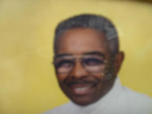 Armstrongtwit's profile picture. when you work with someone their success is more important that your own success