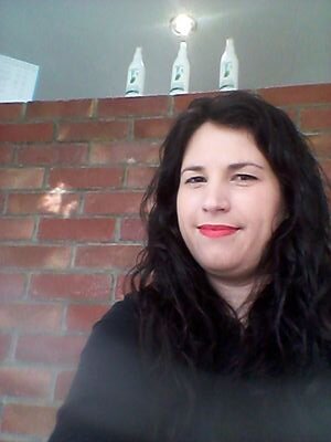 julieblake85's profile picture. 