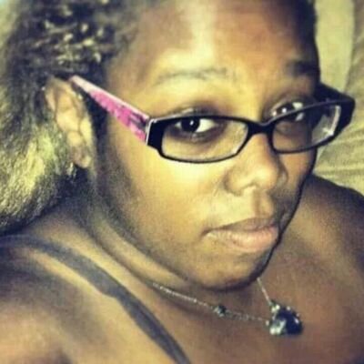 lzybone24's profile picture. Loving life with my kids and man.