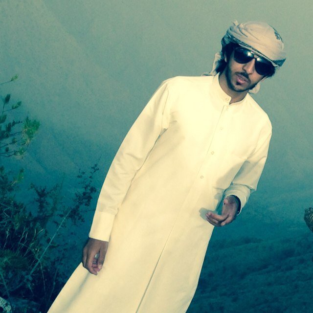 طالب لغة انجليزية بـ جامعة الأمير سلمان .. ليس كل ما اكتبه دائما ترجمة لإحساسي , إنما هـي كلمات راقت لـي و نالت بأحرفها إعجابي~