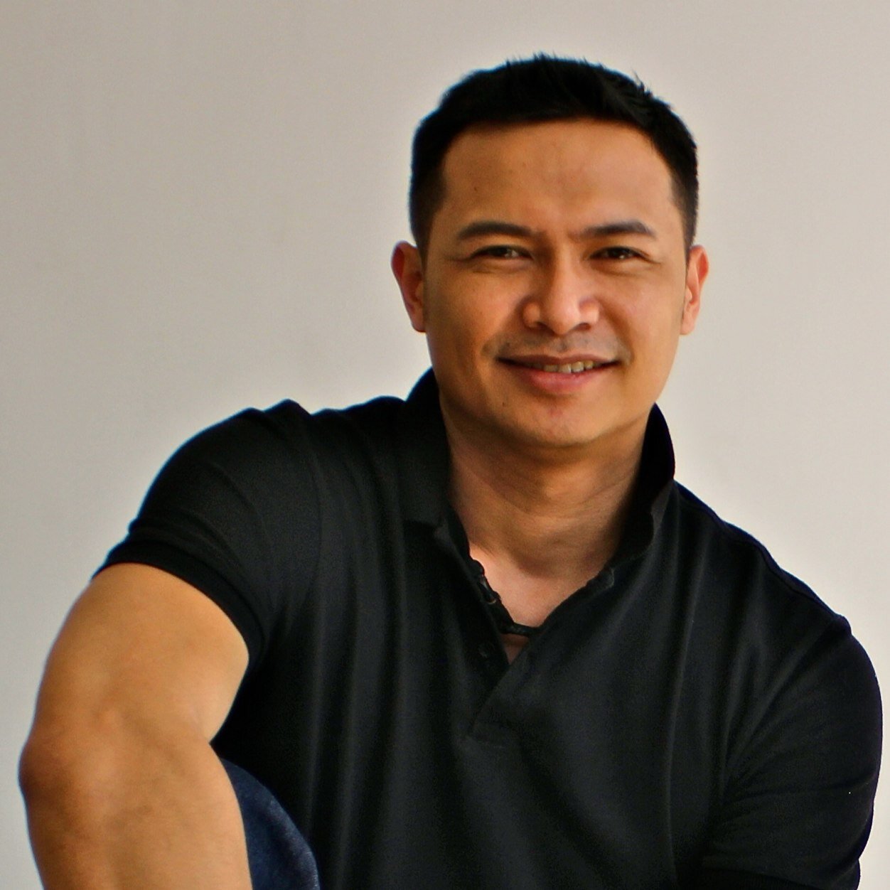 M00K5DV's profile picture. Foodie : Scuba : Sound Trip : Rev Head : Design : Gadgets : Gym : Surf : Sand : Beach : Travel : Spiritual : Tech Head : Happy Chat : Scary Good : Wicked Hike