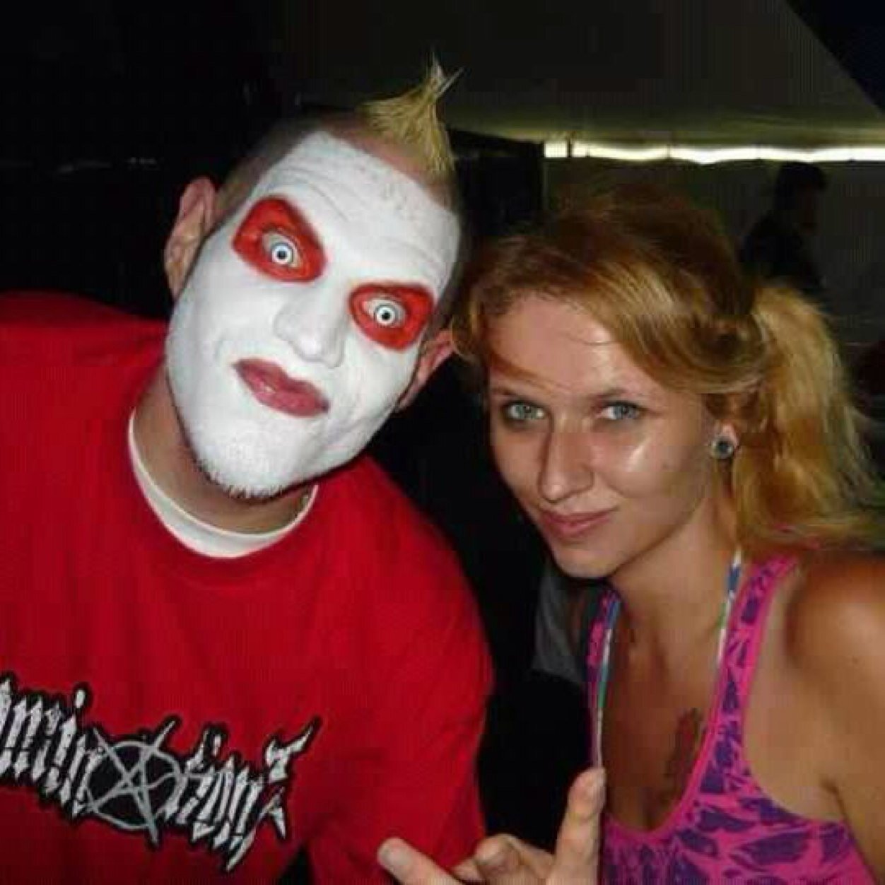 mommyashes13's profile picture. ~ To avoid all further questions I'm 26.
~ I may not resemble my age
~ I like what I chose to like
~ I write a lot
~ I love music
~I'm Canadian and proud. 
:-)