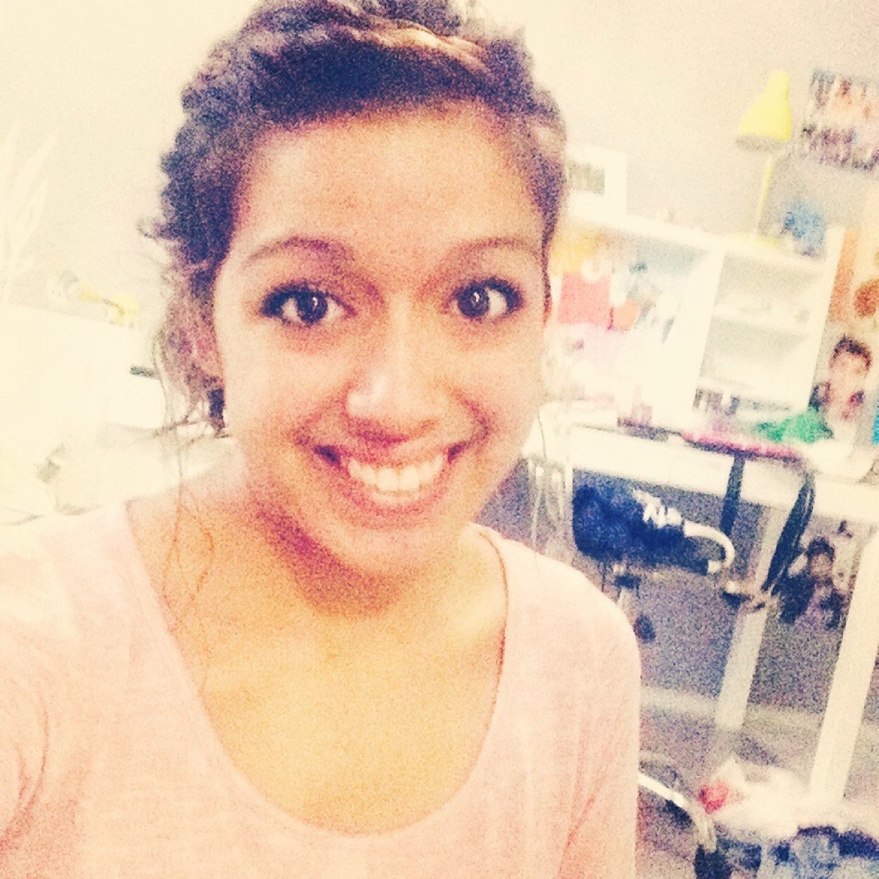 ealaniz1234's profile picture. This children is what i call a bio ❤️