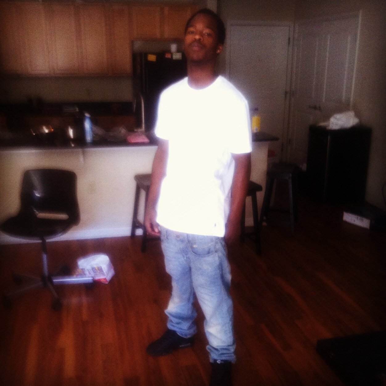 Chasing a tryna get richer everyday.. Havent been living life because im forever thinking of how to get rich