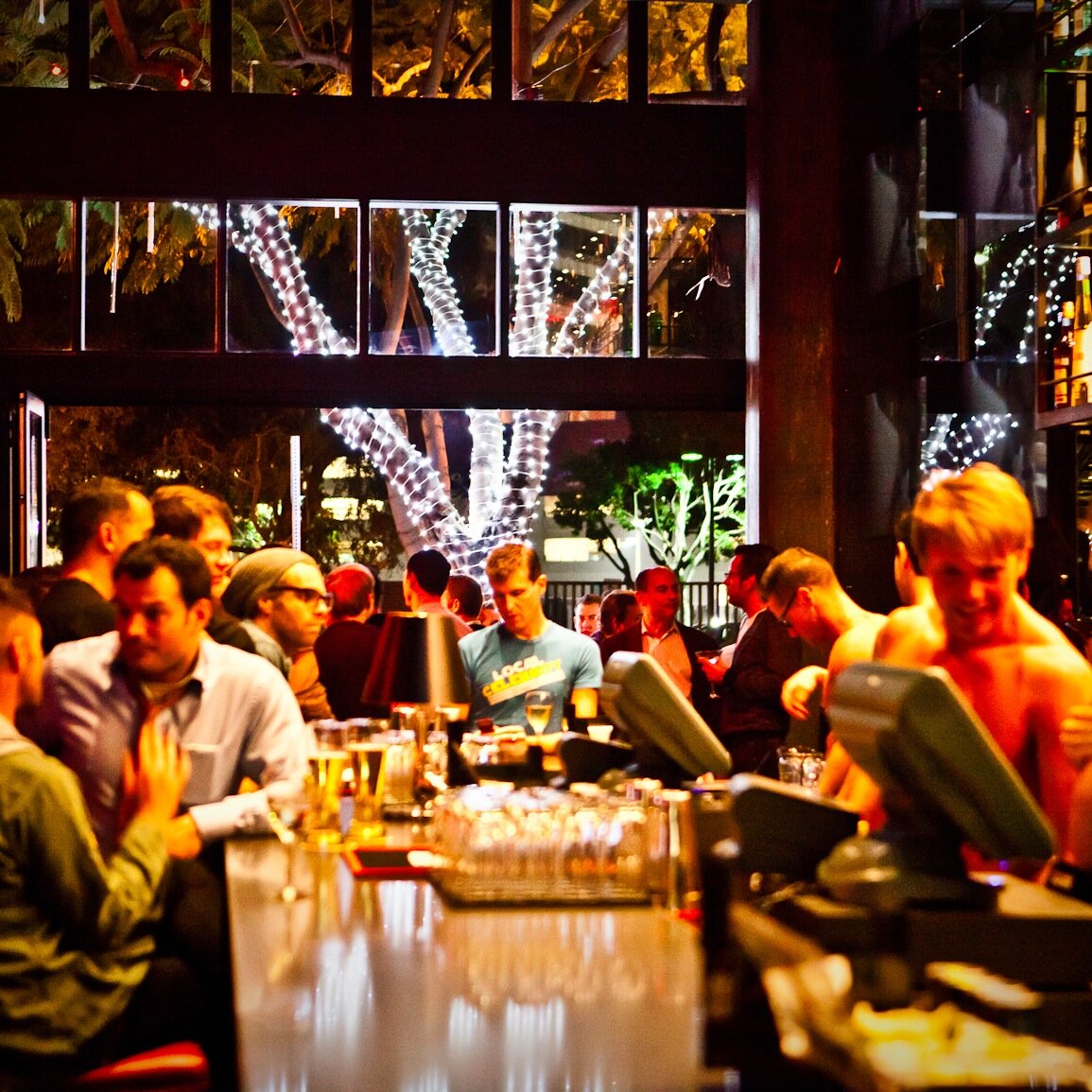 revolverweho's profile picture. 