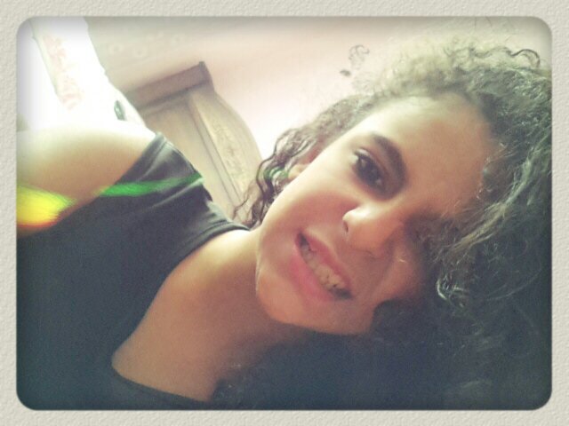 hi everyone follow @hala_eyad +follow me ...... please