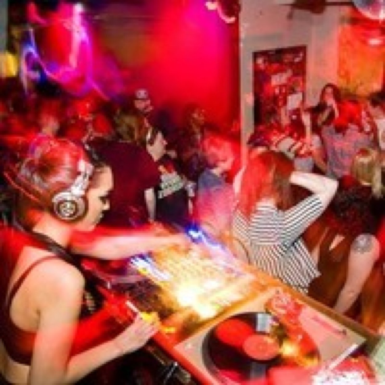 Dj