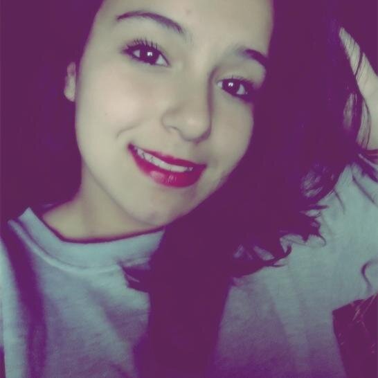 menina leblon ,vermelho batom ♪