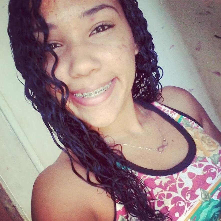 Sonhar , viver e todo dia agradecer. ☮ ✌