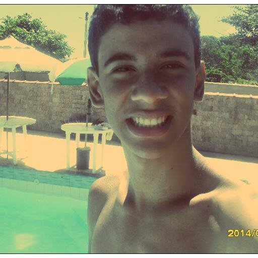 #DeusDonoDaMinhaVida