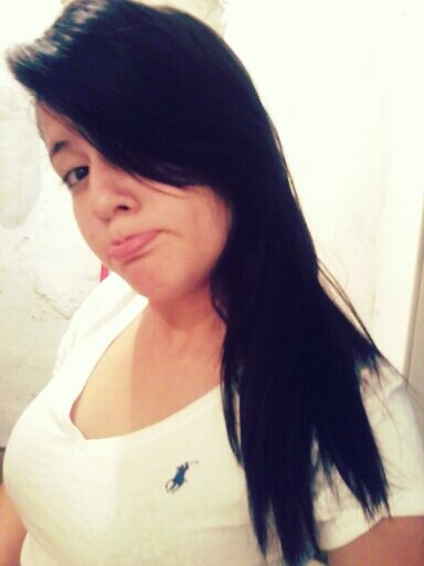 Eu moro em um abacaxi e vivo no mar,esse é meu ask,http://t.co/yvncAMoMQe  esse é meu facebook, http://t.co/IM9QrBjmXG