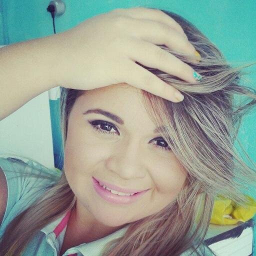 Pense positivo! Pense que você pode e que você é capaz de coisas maiores. ✌        Instagram: vikarine