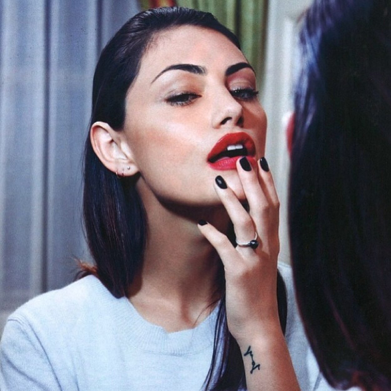SI SONO QUELLA GNOCCA DI PHOEBE TONKIN