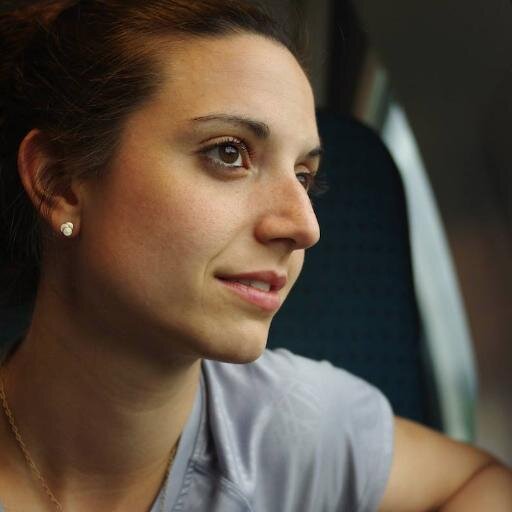 carolynnishon's profile picture. 