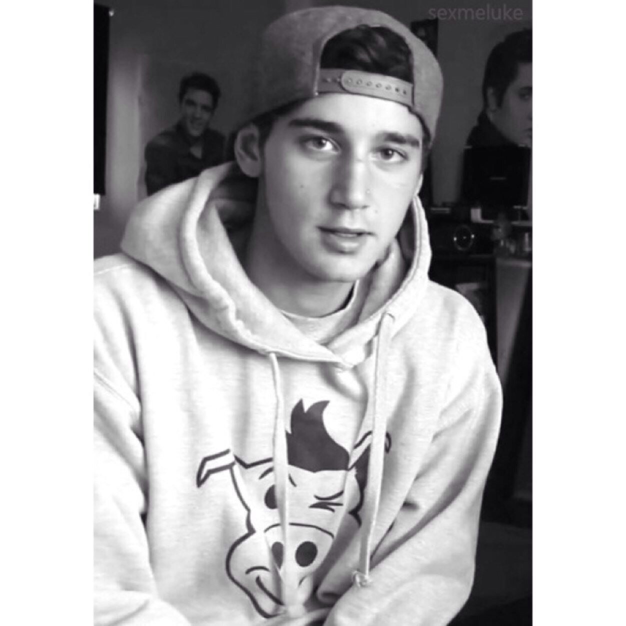 ♡ ♛#believe Beau/5 of janoskians follows! Justin is my idol & inspiration, love you * seen him 23/11/2013 #believetour !Follow Me Justin