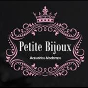A PETITE BIJOUX possui o know how e sortimento necessário para cuidar e suprir seu estoque. Seja um representante em sua região (11)94725-8800