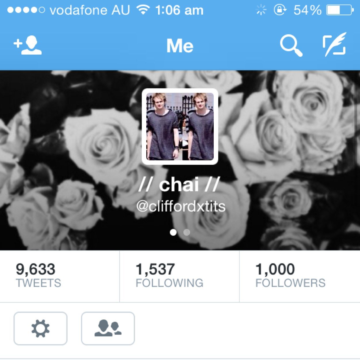 Follow @cliffordxtits please bc she gave you this free follow xxx
