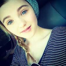 I'm looking for my Mom, Carol, and sister, Sophia. It's scary to be on your own but I have hope. #Single