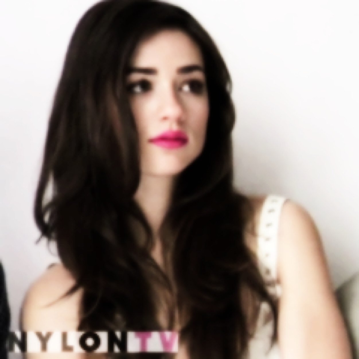 i love lauren she's so cute n hot.