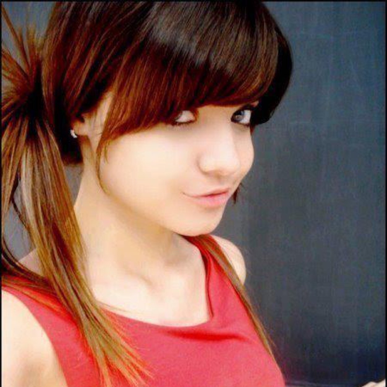 I am a Degrassi transfer student from Paris, France, RP, dated Leo Lauzon
 But he abused me and Single