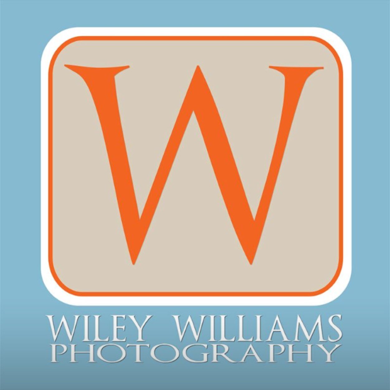 Local Dallas Photographer and school photographer @parishepiscopal