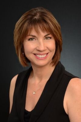 Helping people buy/sell/rent/invest in the Austin and surrounding areas   512-791-6918